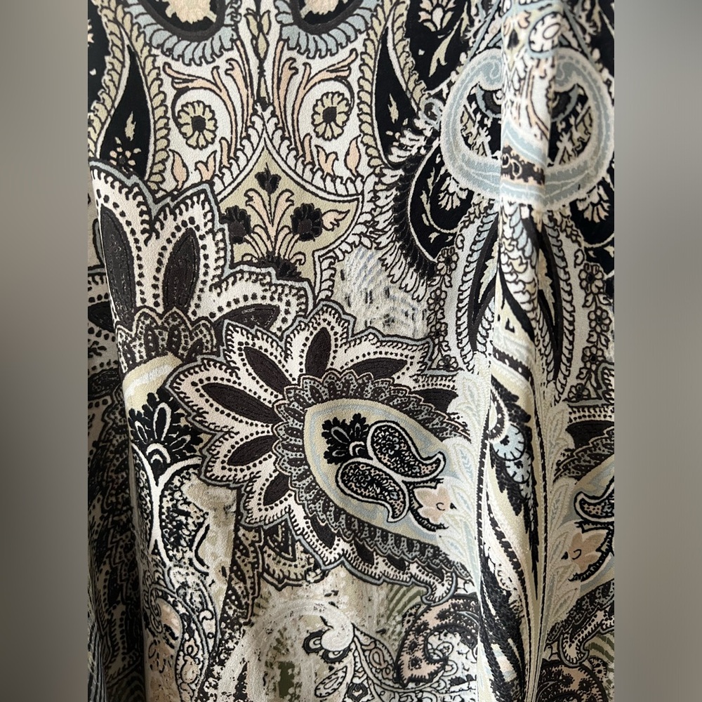 Rose & Olive Gray Long Sleeve Paisley Blouse Women S Generous Fit Lightweight - Picture 4 of 13